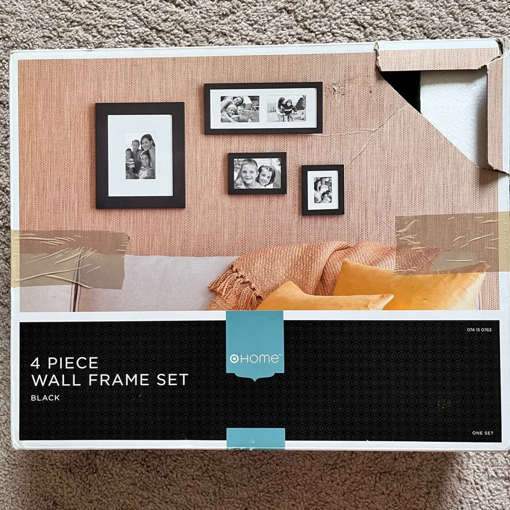 Target Home 4 piece wall frame set black